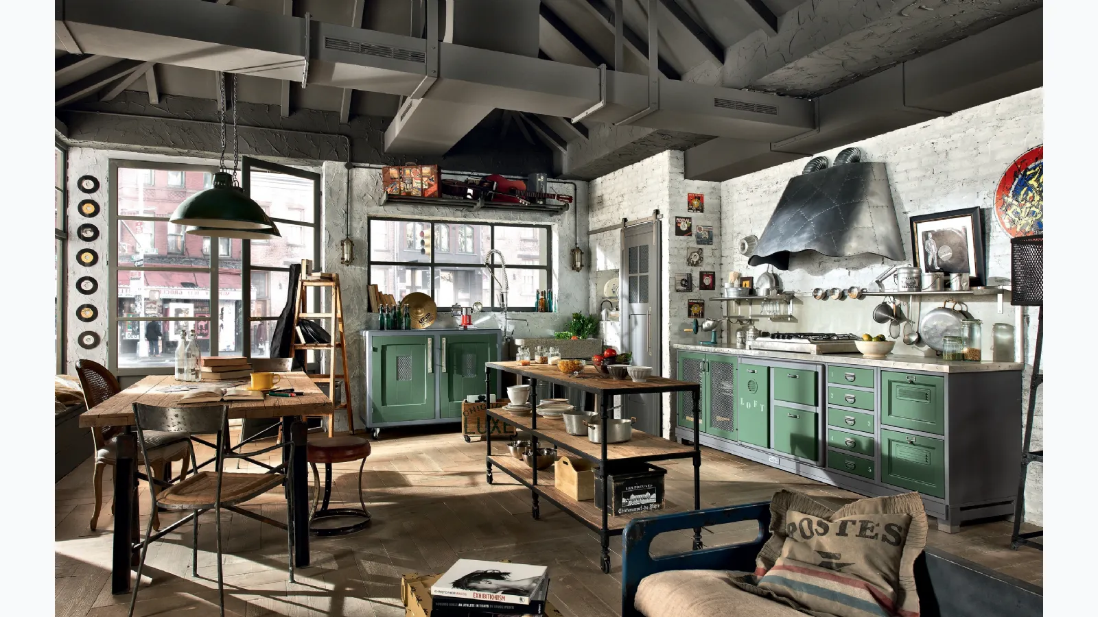 Shabby Chic kitchen with Loft island in lacquered wood by Marchi.