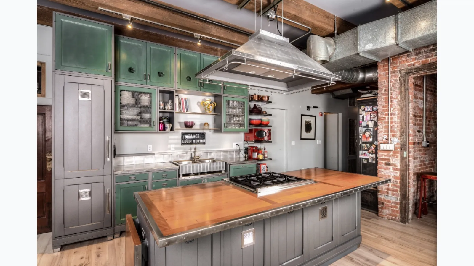 Shabby Chic Kitchen with Loft Island by Marchi.