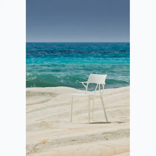Kartell's AI chair