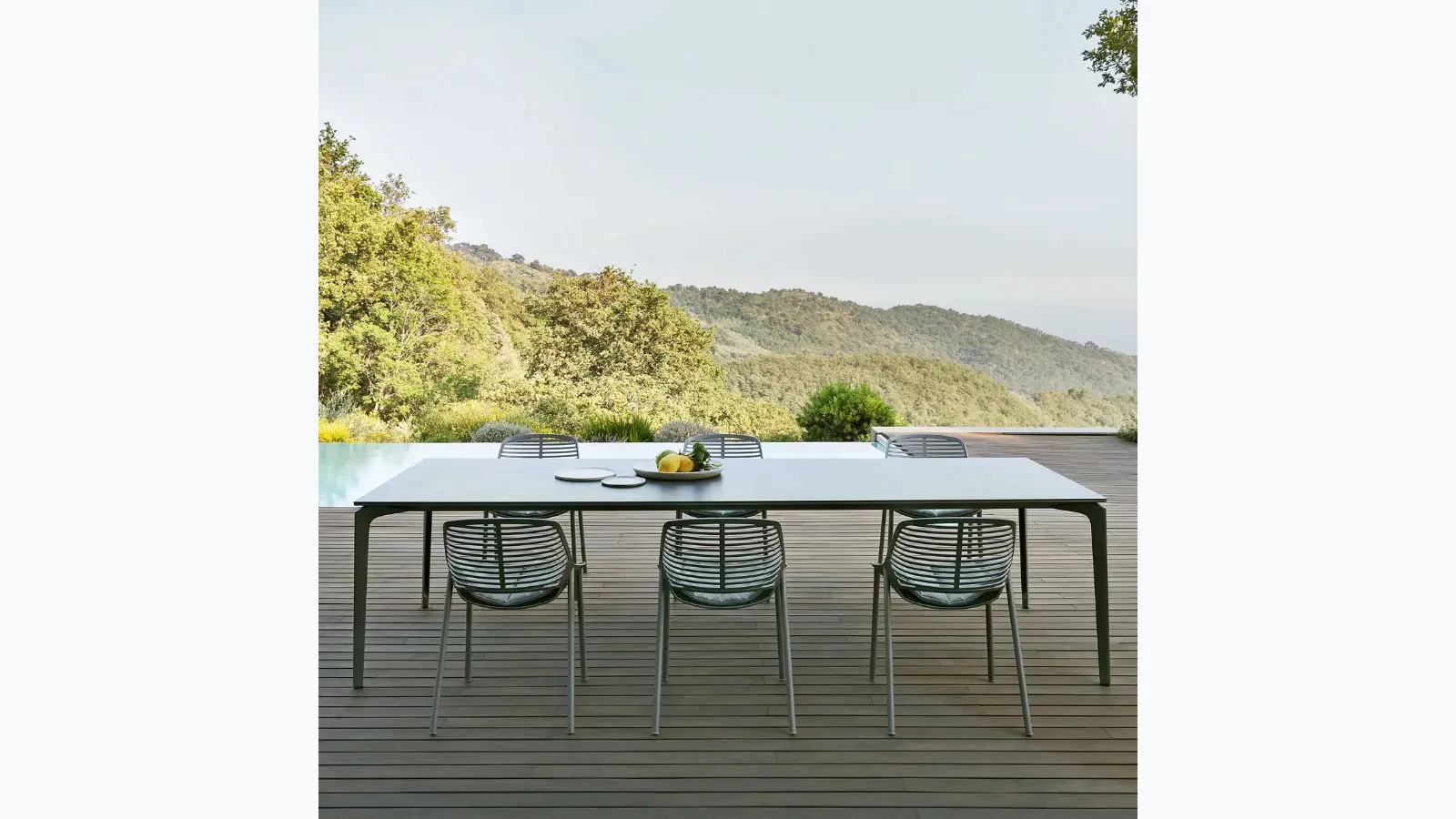 Aluminum table AllSize by Fast.