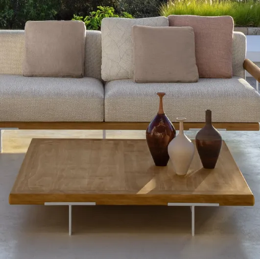 Allure coffee table in Talenti wood.