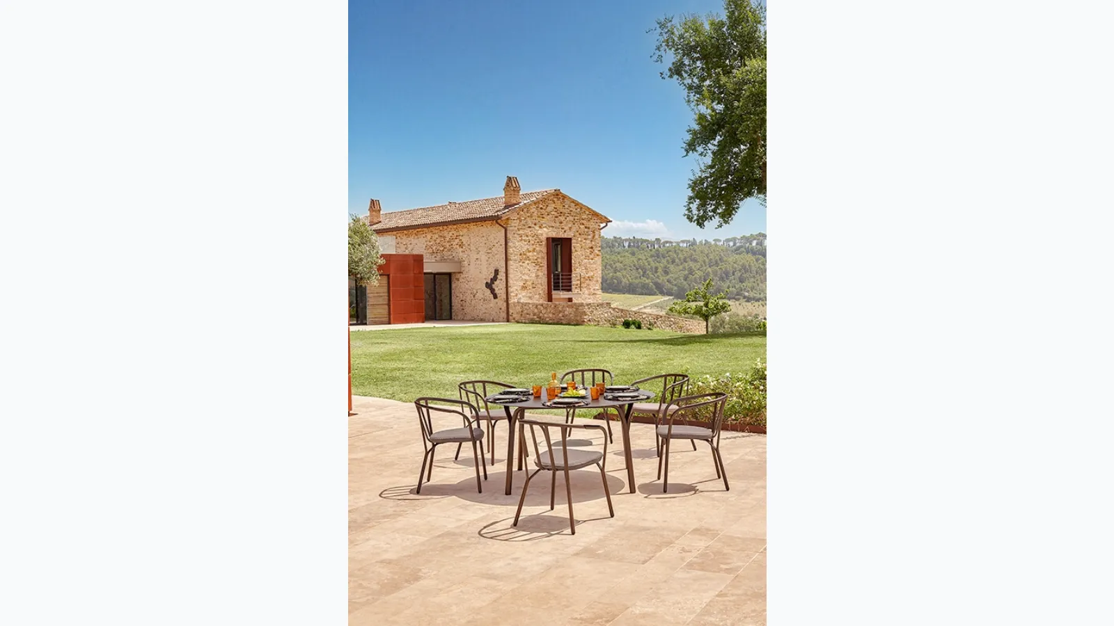 Table and Chairs Angel by Emu