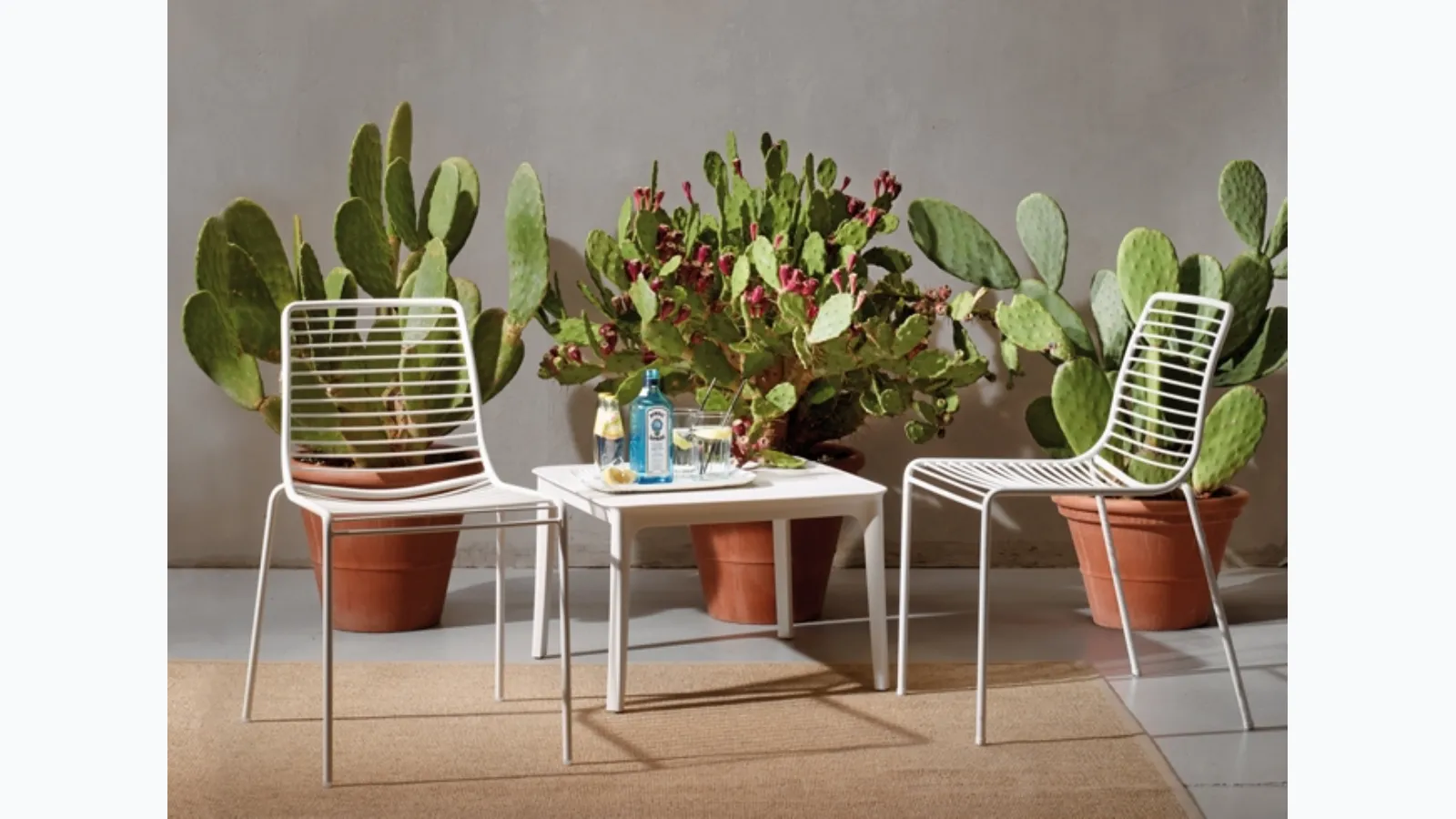 Stackable plastic coffee table Argo by Scab Design