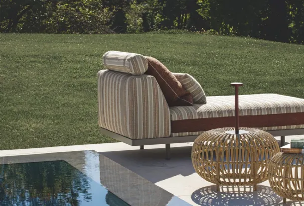 Atlas outdoor sunbed by Flexteam