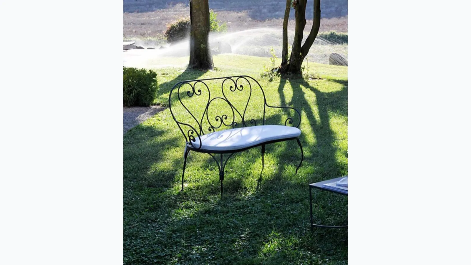 Aurora wrought iron sofa by Unopiu
