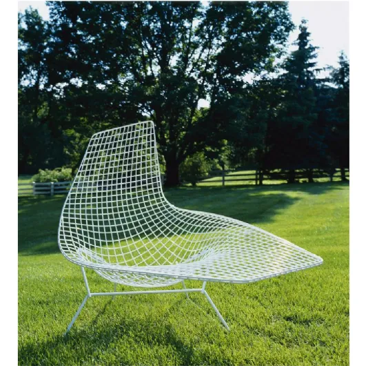 Bertoia Asymmetric Chaise lounge chair in metal by Knoll.