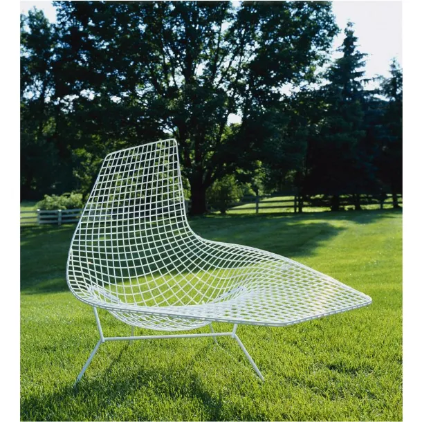 Bertoia Asymmetric Chaise lounge chair in metal by Knoll.