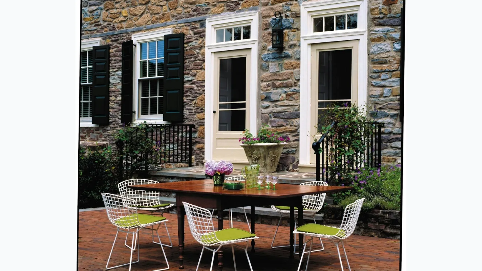Bertoia Side Chair Outdoor by Knoll.