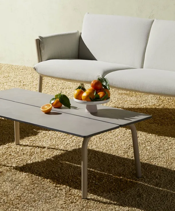 Brezza coffee table by Scab Design