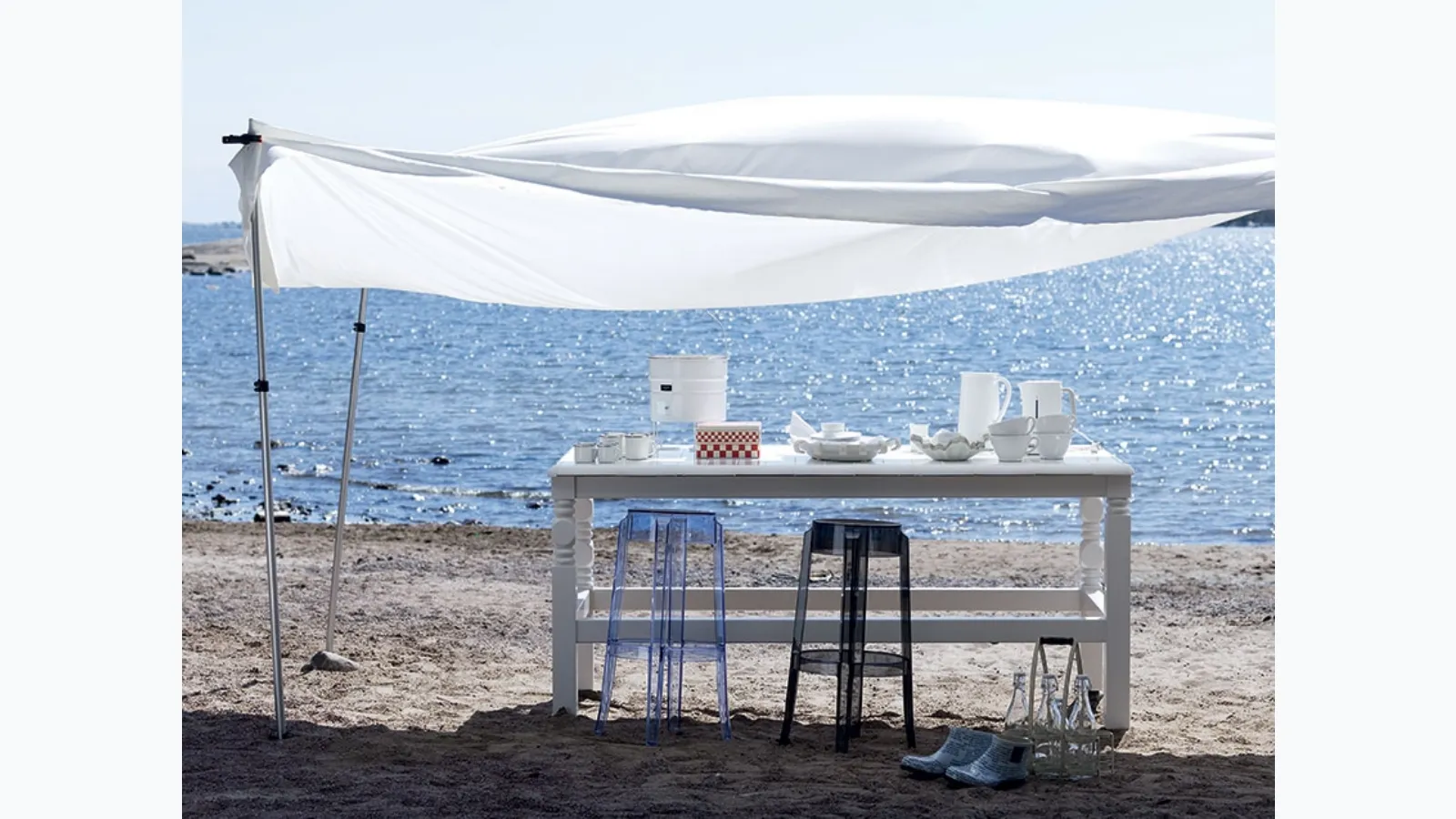 Charles Ghost stool by Kartell