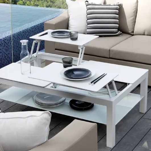 Chic coffee table in aluminum and glass by Talenti.