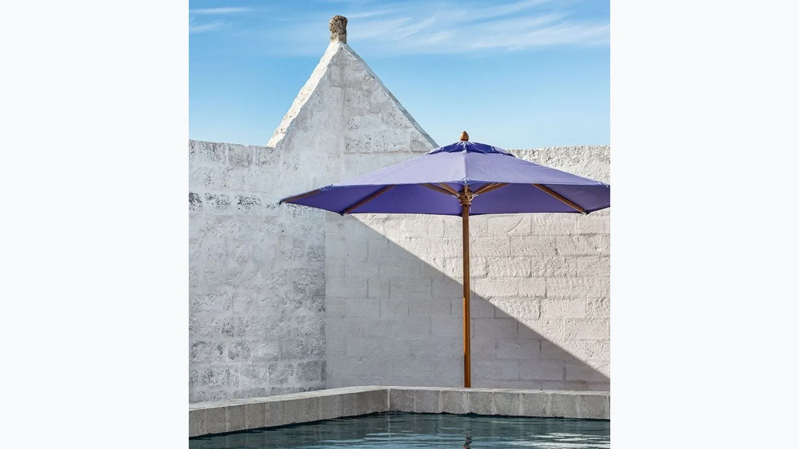 Classic rectangular umbrella by Ethimo