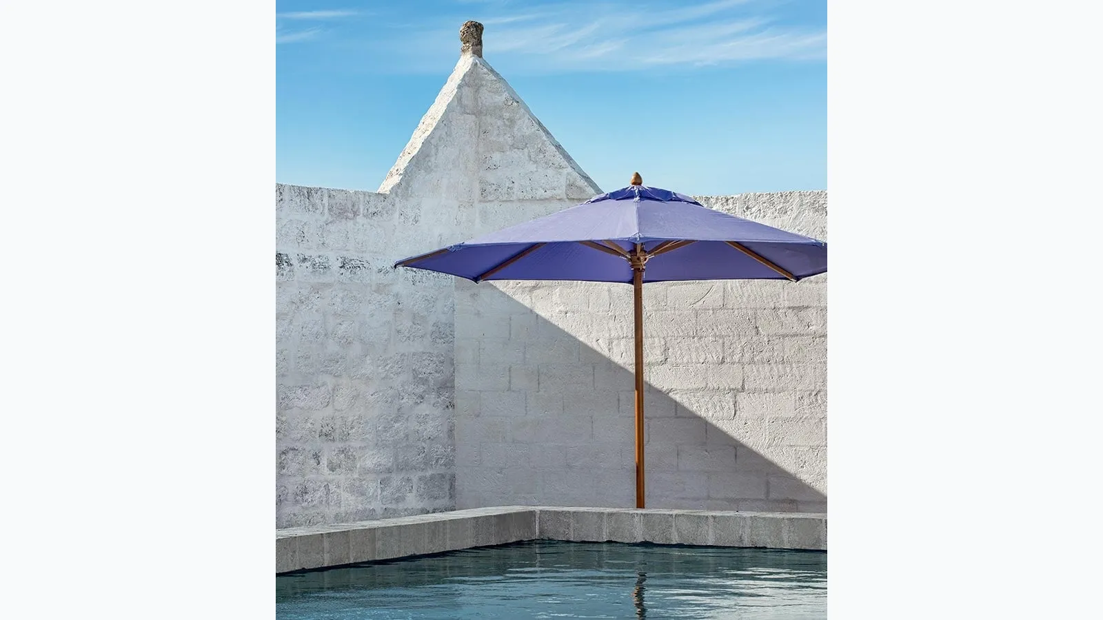 Classic Umbrella by Ethimo