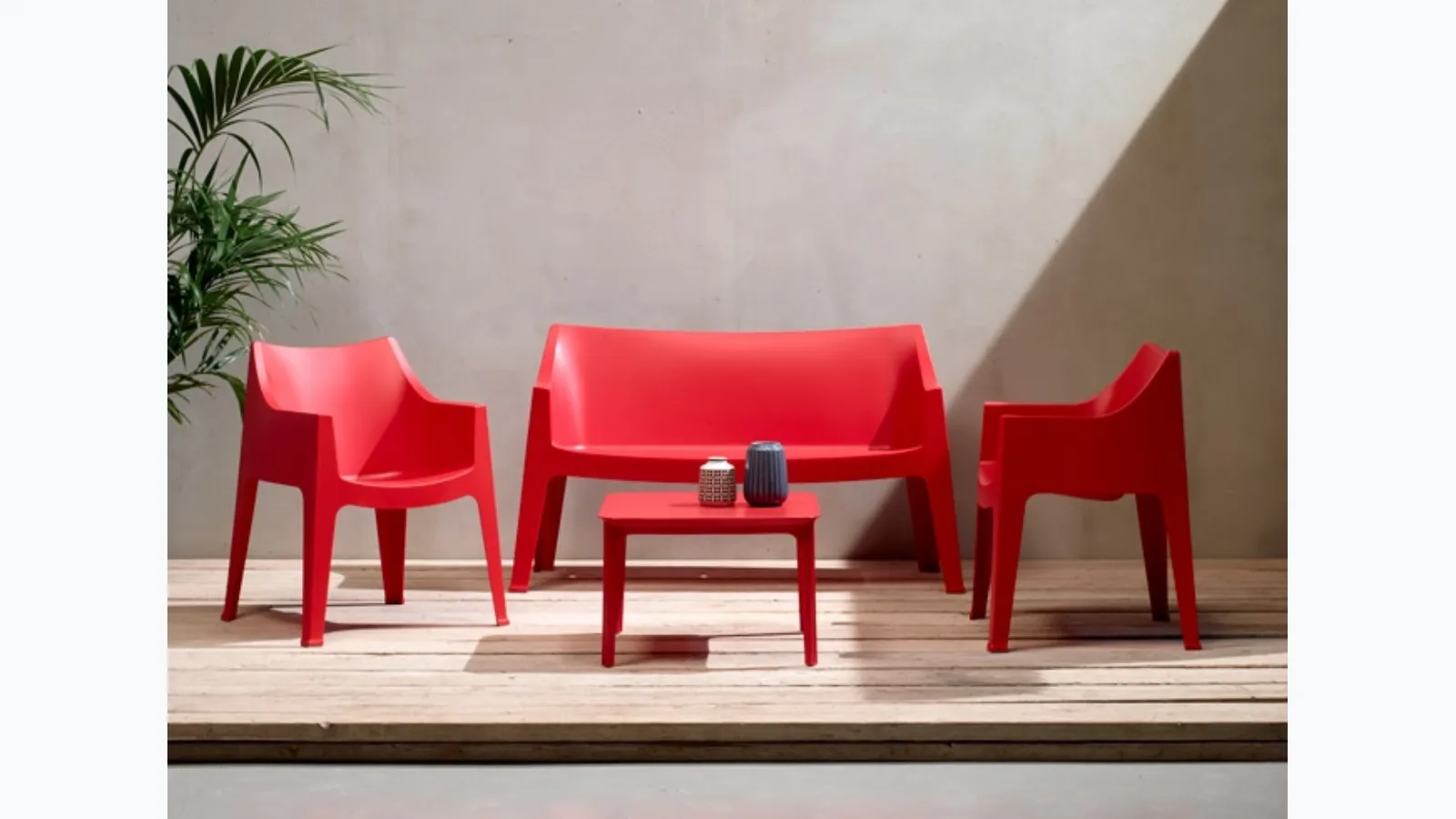 Outdoor furniture in technopolymer with high resistance and stability Coccolona by Scab Design