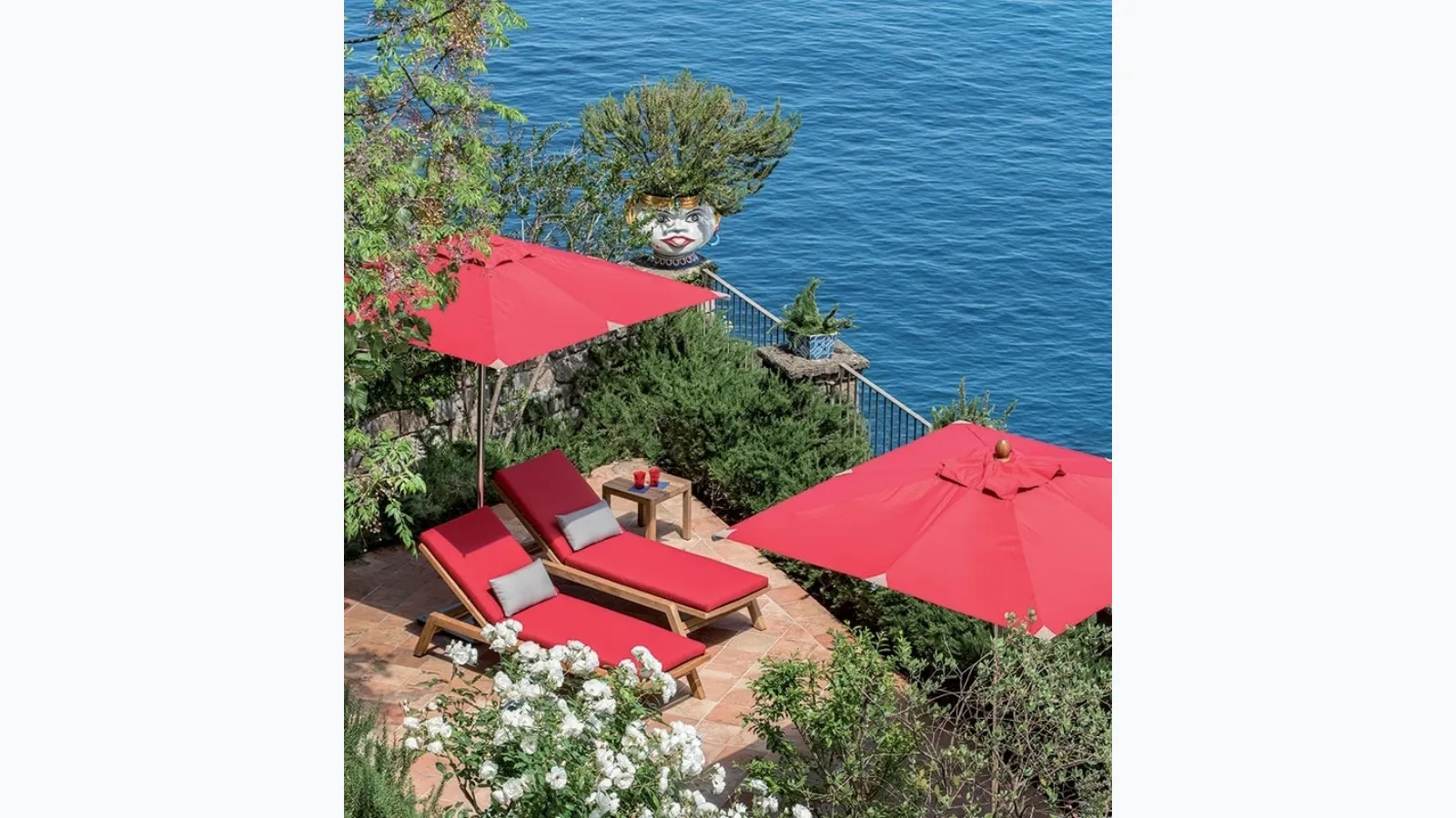 Costes sunlounger by Eth