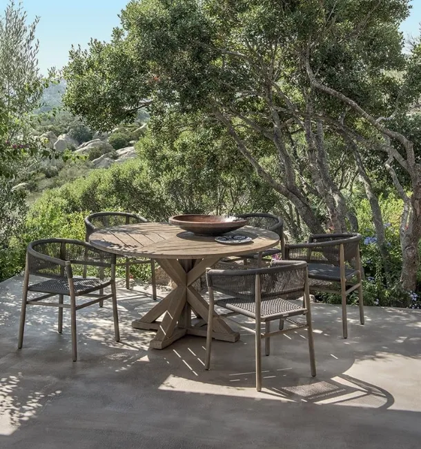 Round teak table Cronos by Ethimo