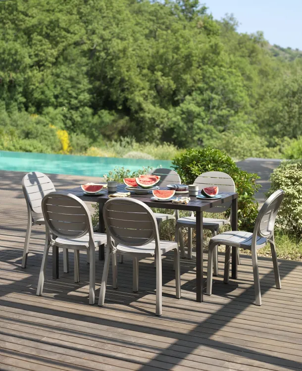 Outdoor table in polypropylene with metal legs Cube 140x80 by Nardi.