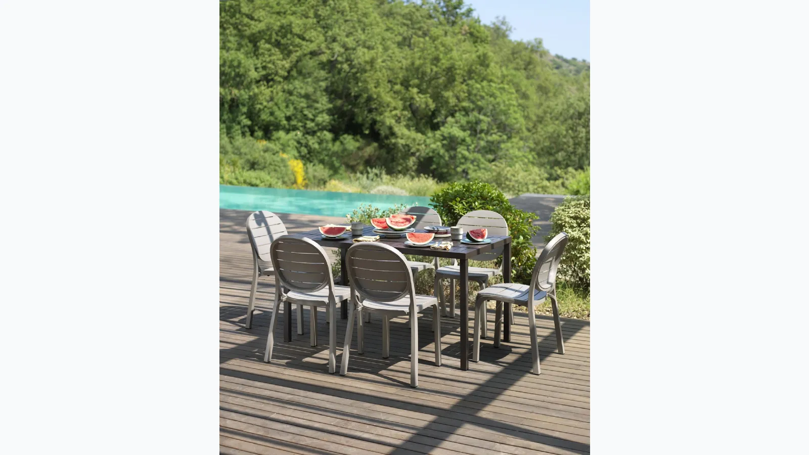Outdoor table in polypropylene with metal legs Cube 140x80 by Nardi.