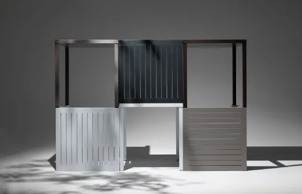 Square outdoor table Cube in polypropylene with painted steel structure by Nardi.