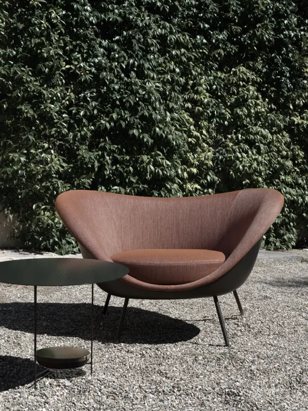 D-154-2 Armchair by Molteni & C