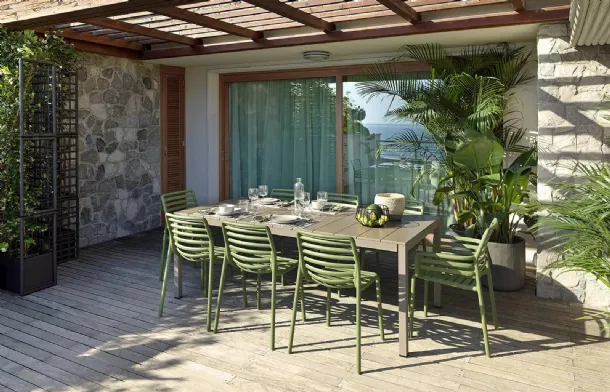 Stackable outdoor chair Doga by Nardi.