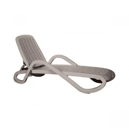 Stackable sun lounger with adjustable backrest in four different positions Eden by Nardi.