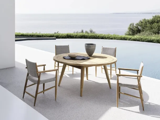 Round table Eidos in teak by Gervasoni