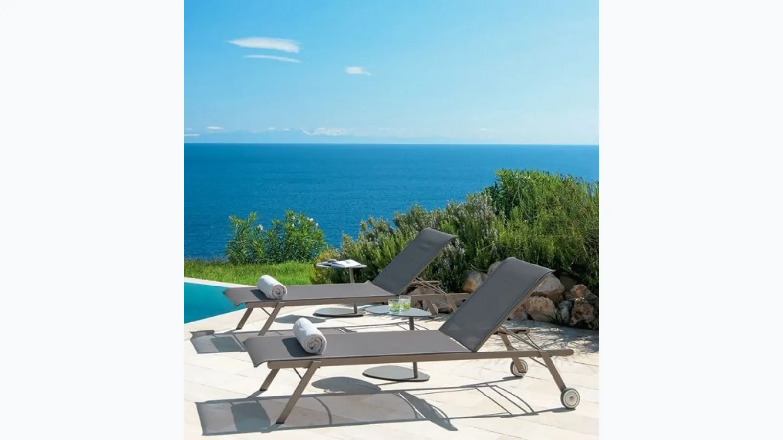 Elisir Sunbed by Ethimo