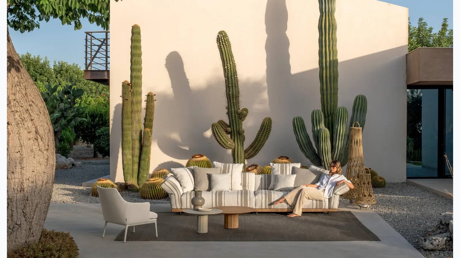 Elton sofa upholstered in fabric by Talenti.