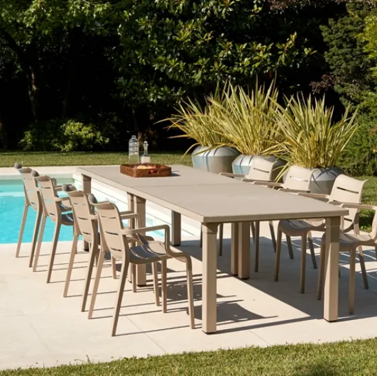Technopolymer table with slatted effect top Ercole by Scab Design.