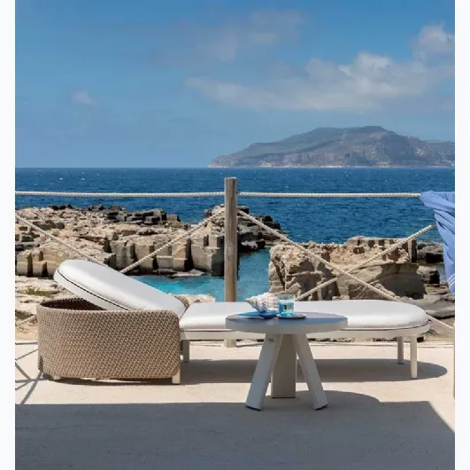 Esedra sun lounger by Eth