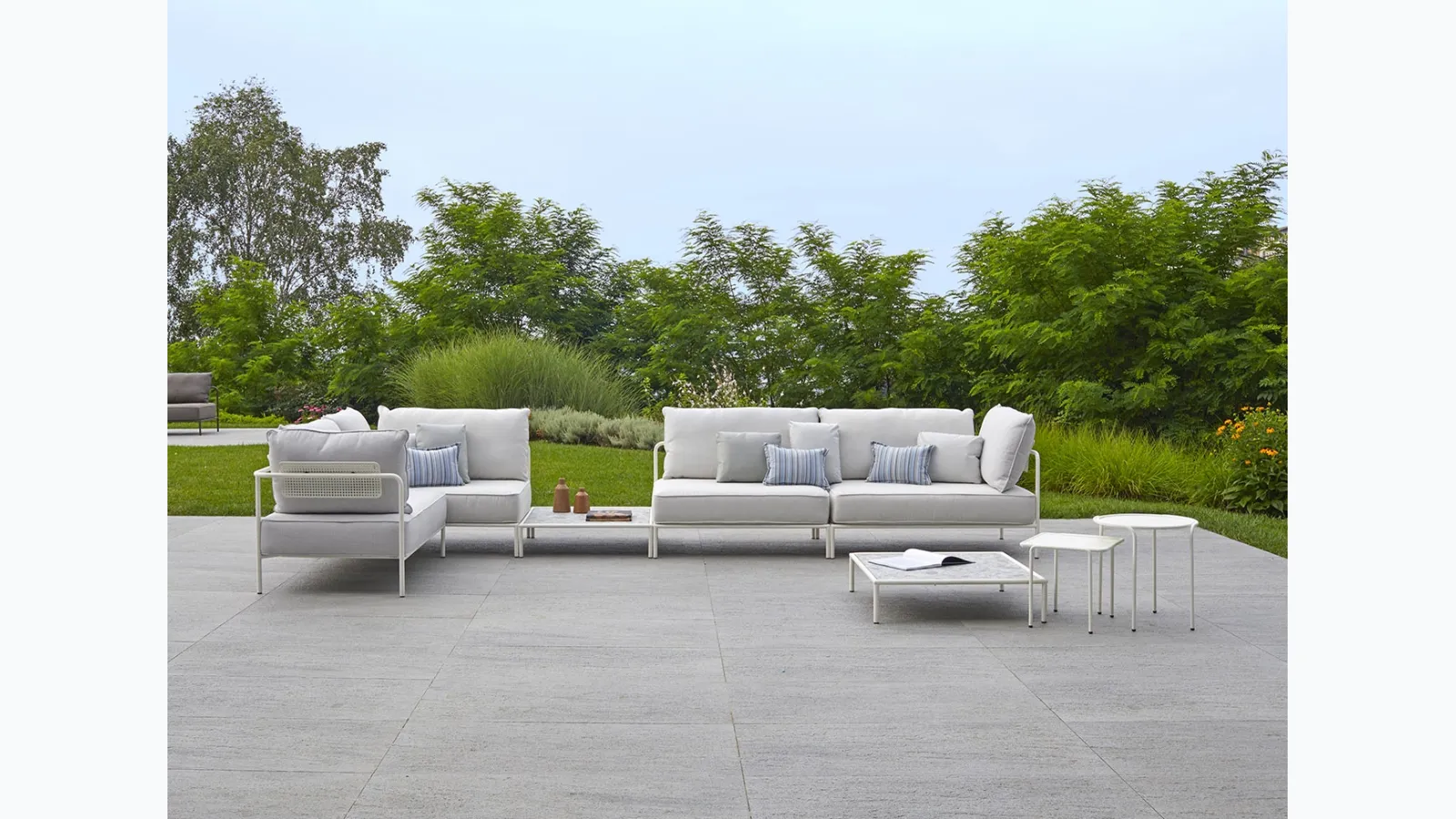 Outdoor furniture Flap by Scab Design