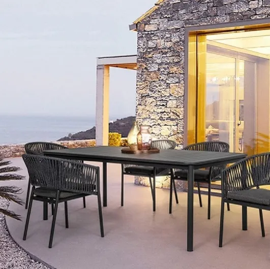 Nautical rope and aluminum Florencia chair by Bizzotto.