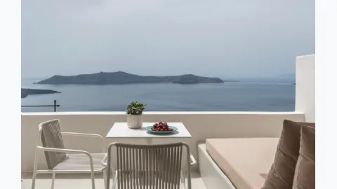 Pedrali's Fluxo coffee table