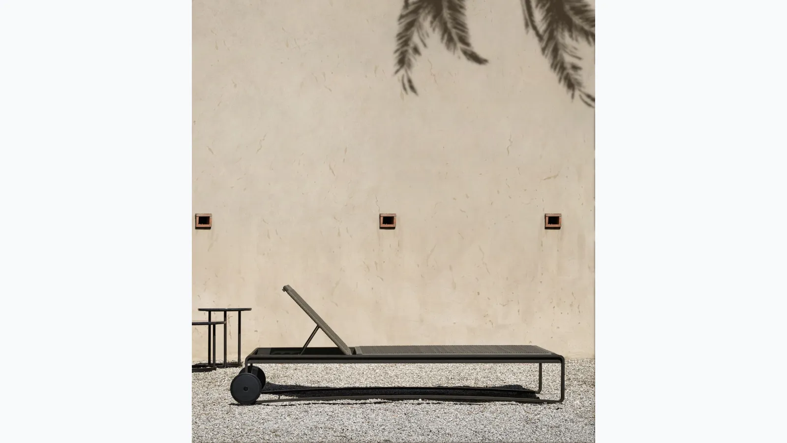 Guell bed by Molteni & C