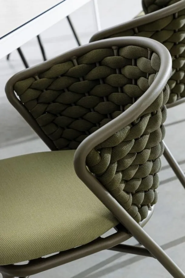 Harlow chair in fabric and aluminium by Bizzotto.