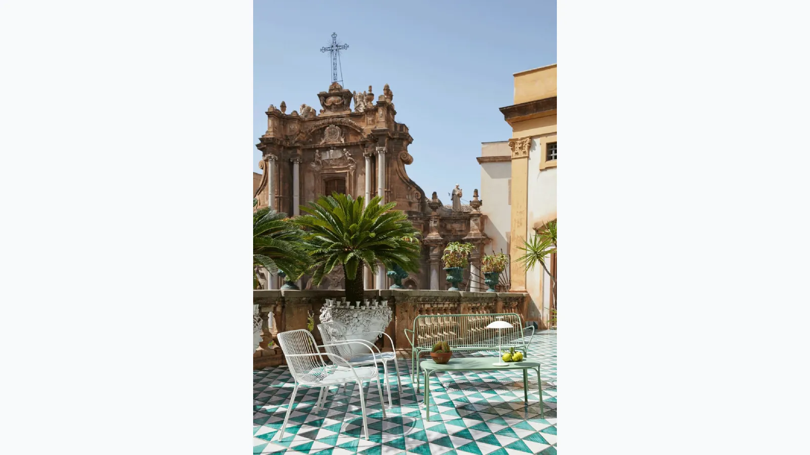 Hiray outdoor furniture by Kartell