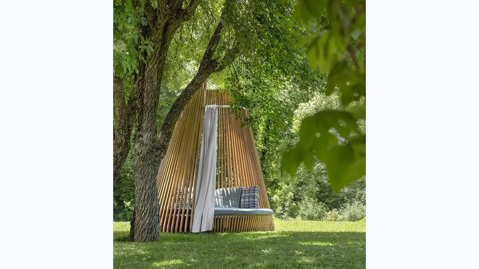 Teak Sofa Hut by Ethimo