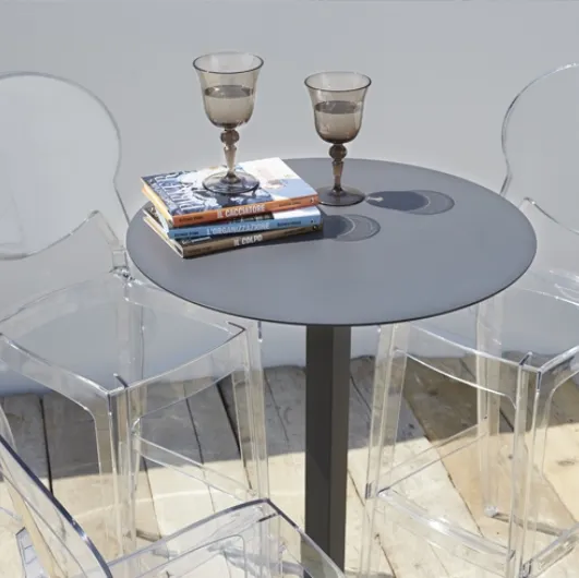 Transparent plastic stool Igloo by Scab Design.