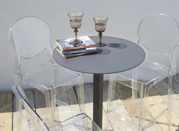 Transparent plastic stool Igloo by Scab Design.