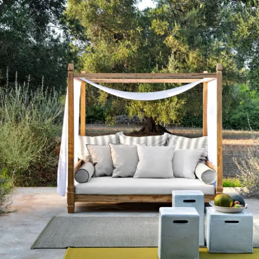 Canopy sofa Jeko by Gervasoni