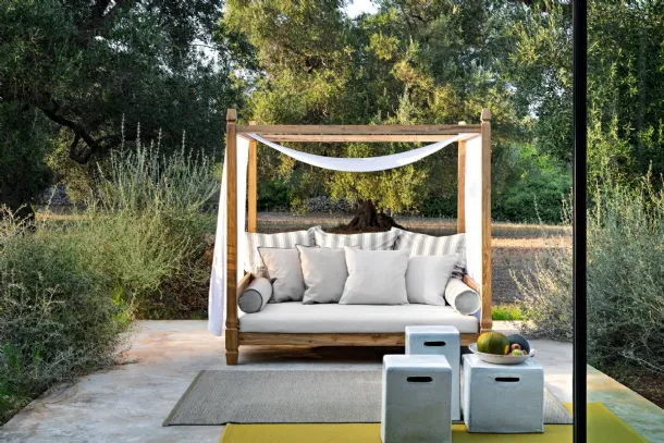 Canopy sofa Jeko by Gervasoni