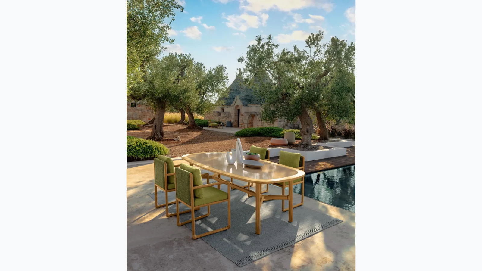 Table and Chairs Jun in wood and stoneware by Talenti.