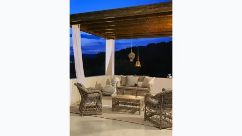 Outdoor furniture Jupiter in aluminum and synthetic fiber by Bizzotto.