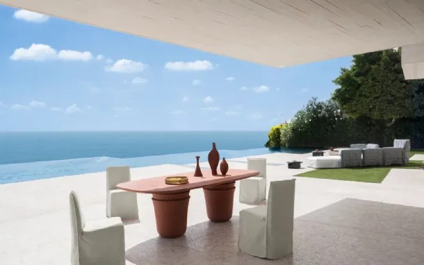 Terracotta table Kasane by Gervasoni.