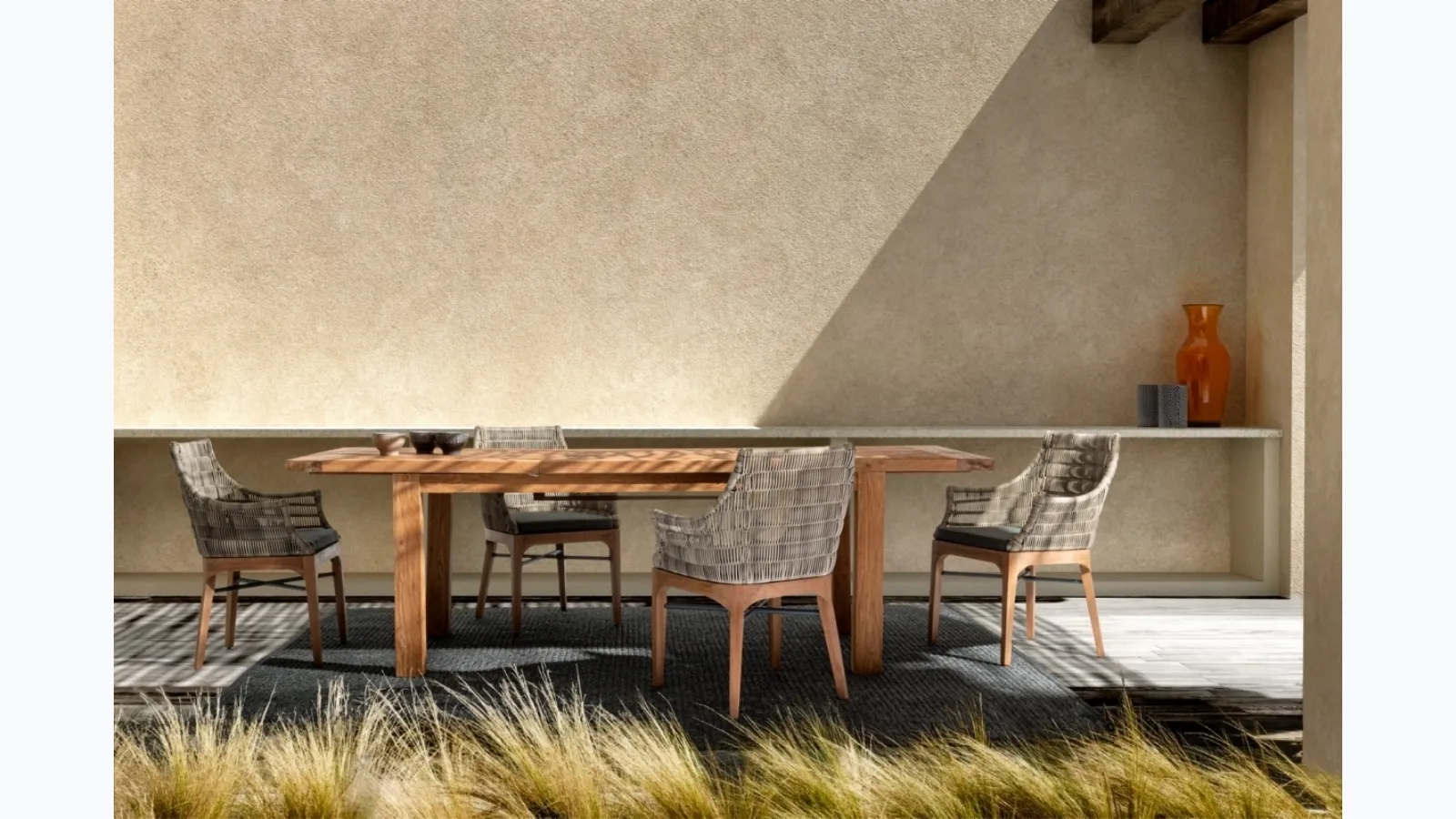 Keilani wooden chair with synthetic fiber weave by Bizzotto