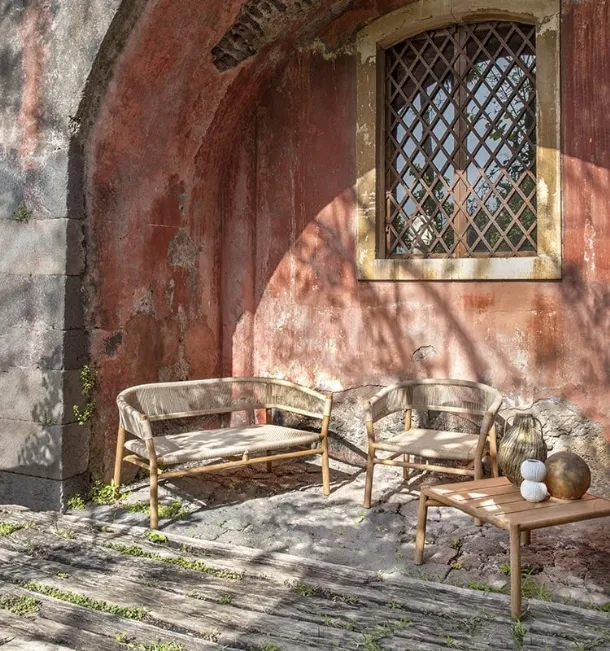 Outdoor lounge Kilt in Teak and Round Rope by Ethimo