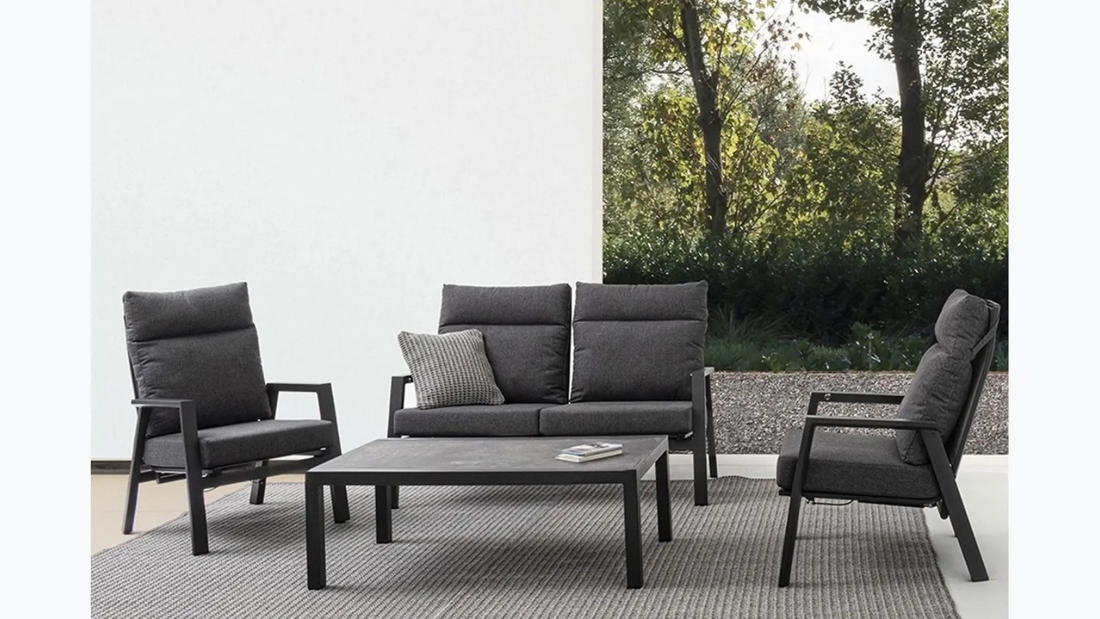 Outdoor furniture Kledi by Bizzotto