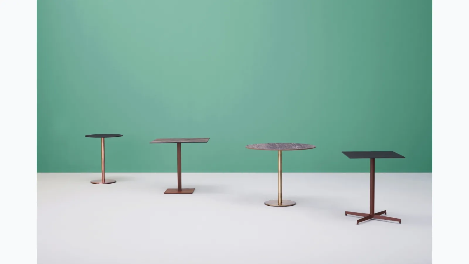 Laja coffee table by Pedrali