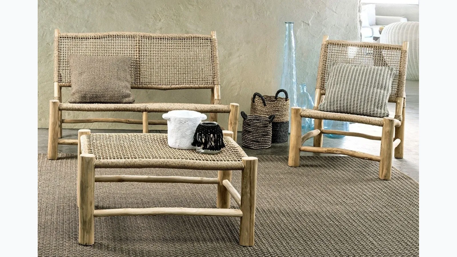 Outdoor furniture Lampok in synthetic fiber and teak by Bizzotto.